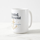 Mug Chemise Dévouée Pas Distraite | Foi & Discipline (Devant droit)
