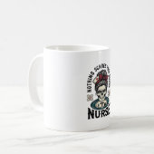 Mug Chemise d'infirmière Halloween Graphique de crâne (Devant gauche)