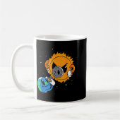 Mug Chemise drôle Éclipse Solaire (Gauche)