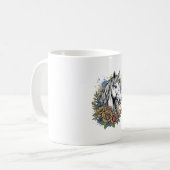 Mug Chemise vectorielle de conception de cheval floral (Devant gauche)