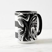 Mug Chèques et tourbillons - Noir et Blanc (Devant droit)