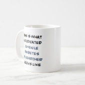 Mug chercheur sur le diabète juvénile, dévoué (Devant gauche)