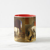 MUG CHEVAL BLANC AVEC CHIENS ET FALCONS EN STABLE (Centre)