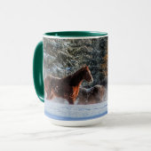 Mug Cheval blanc coule en hiver photo neige (Devant gauche)