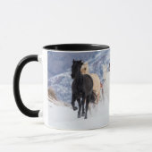 Mug Cheval courant à travers la neige (Gauche)