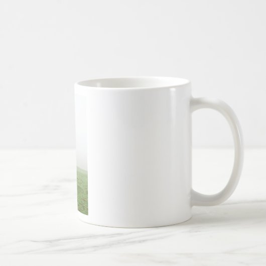 Mug Cheval dans la brume sur une prairie (Droite)