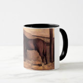 Mug Cheval de la baie rougeâtre sur les tables (Devant droit)