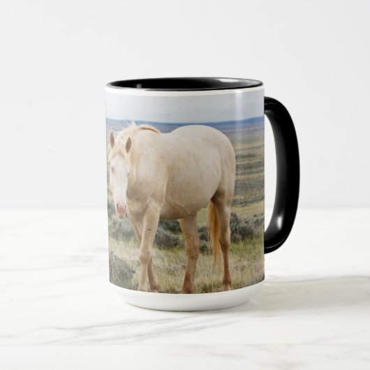 Mug Cheval sauvage en itinérance sur le Priaire de Cod (Devant droit)