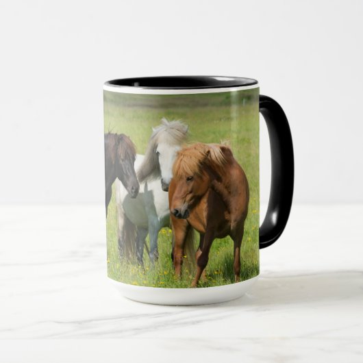 Mug Chevaux dans le ranch, sud de l'Islande (Devant droit)