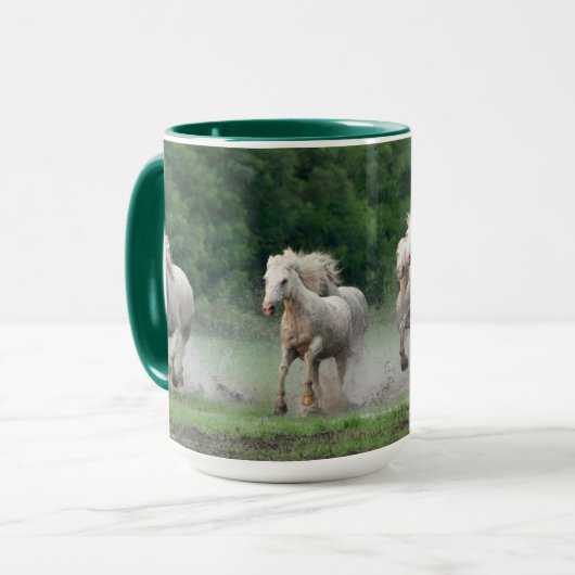 Mug Chevaux de Camargue courant dans l'eau (Devant gauche)