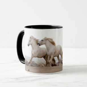 Mug Chevaux de Camargue courant sur la plage