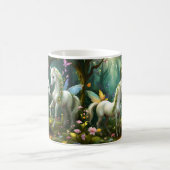 Mug Chevaux D'Imaginaire De Pixie Blanche Dans Le Jard (Centre)