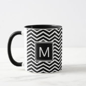 Mug Chevrons noirs et blancs modernes avec Monogramme (Gauche)