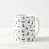 Mug Chien de Boston Terrier faisant du yoga (Devant droit)