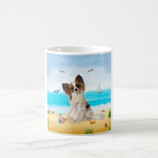 Mug Chien de Papillon sur la plage (Centre)