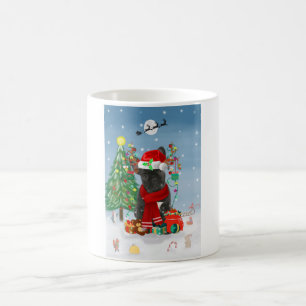 Mug Chien de taureau français en neige avec cadeaux de