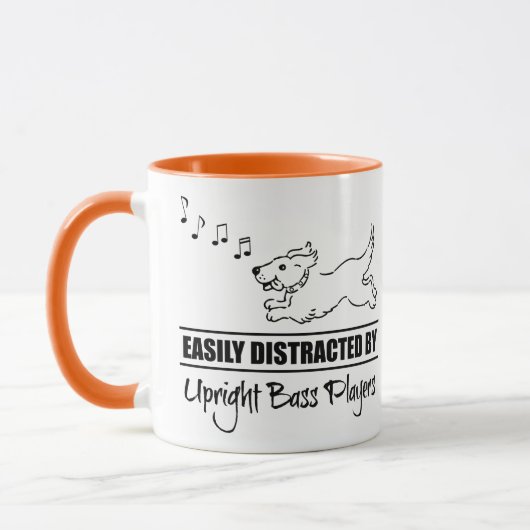 Mug Chien facilement distrait par des joueurs de basse (Gauche)