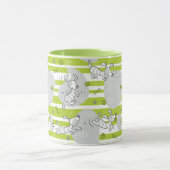 Mug chien jouant l'arrière - plan de motif (Centre)
