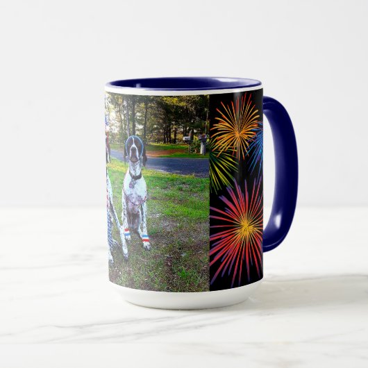 Mug Chiens patriotiques et feux d'artifice Fête Combo (Devant droit)