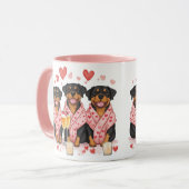Mug Chiens Rottweiler de la Saint-Valentin (Devant gauche)