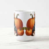 Mug Chihuahua mignon en pull avec des citrouilles (Centre)