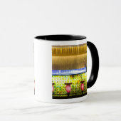 Mug Chine, Shanghai. Bar du Xin Tian Di bar 2 (Devant droit)