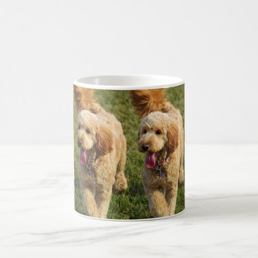 Mug Chiot de Goldendoodle (Centre)