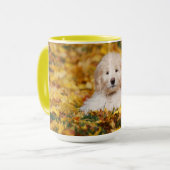 Mug Chiot De Goldendoodle En Feuilles D'Automne (Devant gauche)
