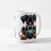 Mug Chiot Doberman Pinscher tenant un ballon  (Devant droit)