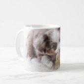 Mug chiot merle rouge australien (Devant gauche)