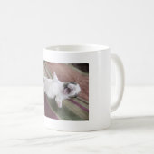 Mug Chiot riant de bouledogue (Devant droit)