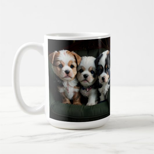 Mug Chiots super mignons sur le canapé 2 (Gauche)