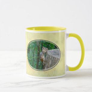 Mug Chipmunk oriental sur Stump