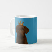 Mug Chocolat Labrador Chiot dans Gold Crown Cute (Devant gauche)