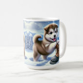 Mug Chou Husky Jouer dans le paysage hivernal enneigé (Devant droit)