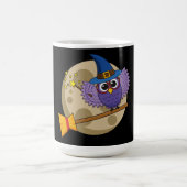 Mug Chouette de l'Assistant de dessin animé volant sur (Centre)