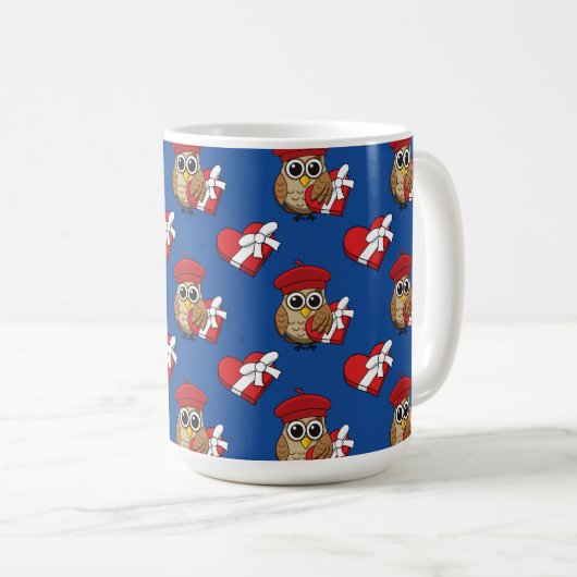Mug Chouette mignonne avec béret rouge et boîte cardia (Devant droit)