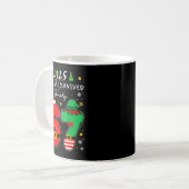 Mug Christmas 2025 The Year I Barely Survived Six Seve (Devant gauche)