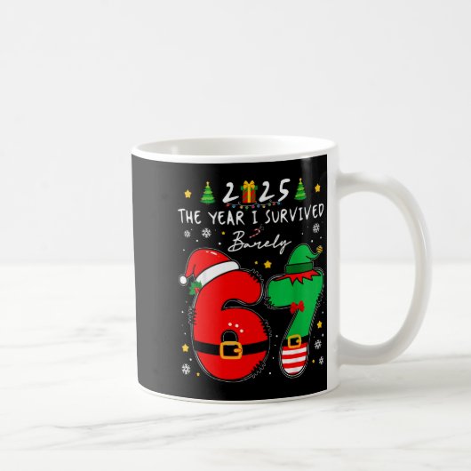 Mug Christmas 2025 The Year I Barely Survived Six Seve (Droite)