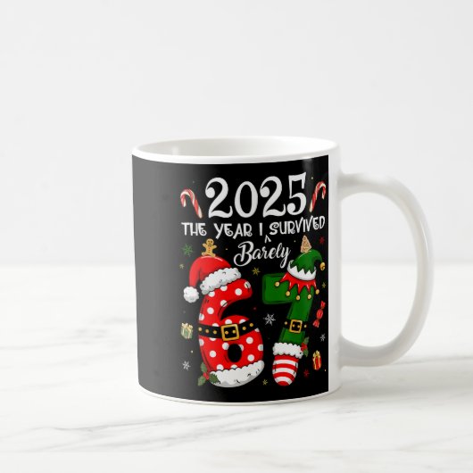 Mug Christmas 2025 The Year I Barely Survived Six Seve (Droite)