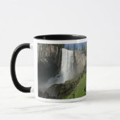 Mug Chutes de Yosemite III du parc national Yosemite (Gauche)
