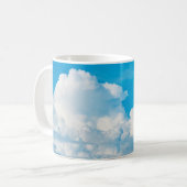 Mug Ciel bleu nuages arrière - plans blanc (Devant gauche)