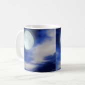Mug Ciel nocturne avec lune et nuages (Devant gauche)