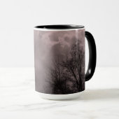 Mug Ciel rouge sang hanté avec des ravens (Devant droit)