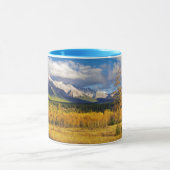 Mug Ciels bleus et nuages au-dessus d'un pré (Centre)