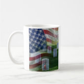 Mug Cimetière national d'Arlington, drapeau américain (Gauche)