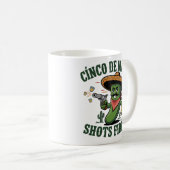 Mug Cinco de Mayo Chili Showdown - Shots Fired! (Devant droit)
