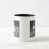 Mug Cinq femmes au ranch de type (Centre)