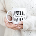 Mug Ciseaux de coiffeur personnalisés pour styliste ca<br><div class="desc">Cette création a été réalisée par le biais d'art numérique. Elle peut être personnalisée en cliquant sur le bouton "personnaliser" et en changeant la couleur, en ajoutant un nom, des initiales ou vos mots favoris.</div>