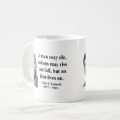 Mug Citation 4b de JFK (Devant gauche)